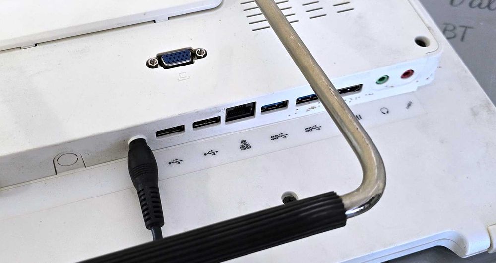 Computer core2duo - all in one Shuttle X50V4 - 15.6 inch touchscreen