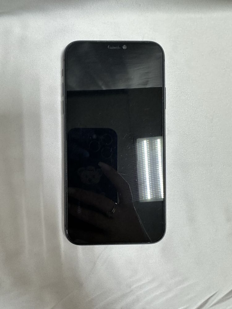 Продам iPhone 11 64gb (Алматы номер лота 332907)