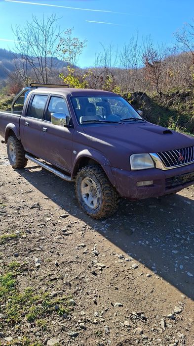 Mitsubishi L200.