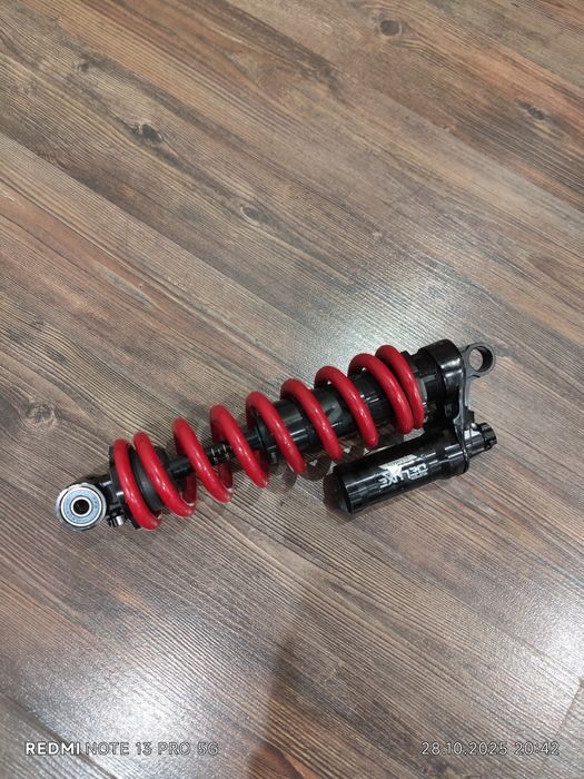 Шок за колело 250 милиметра Rockshox