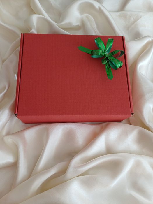 Сатенени скрънчита в кутия