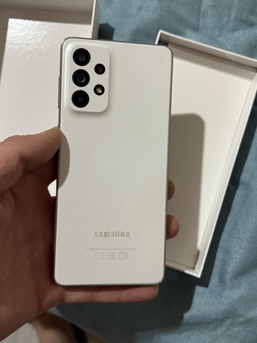 Samsung a 73 256gb продам в хорошем состоянии