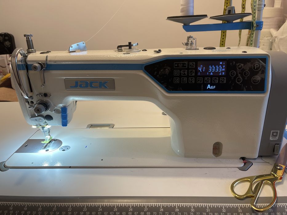 Masina de cusut jackA6F