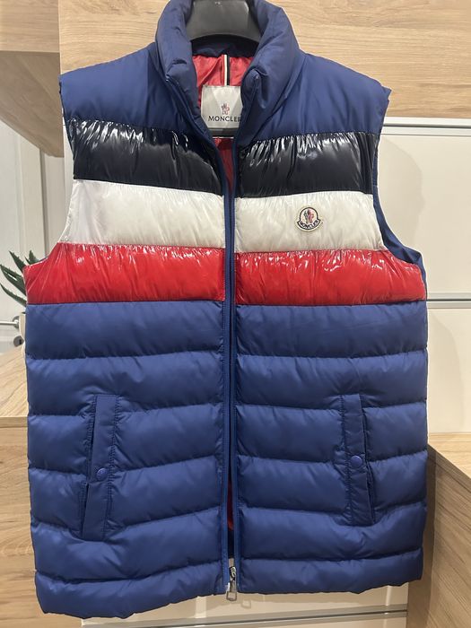 Мъжка грейка Moncler!
