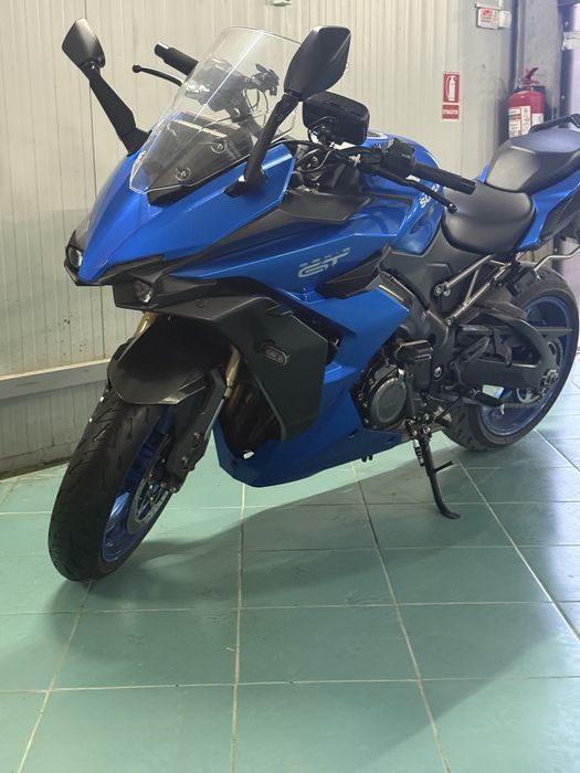 Suzuki Gsxs 1000 GT