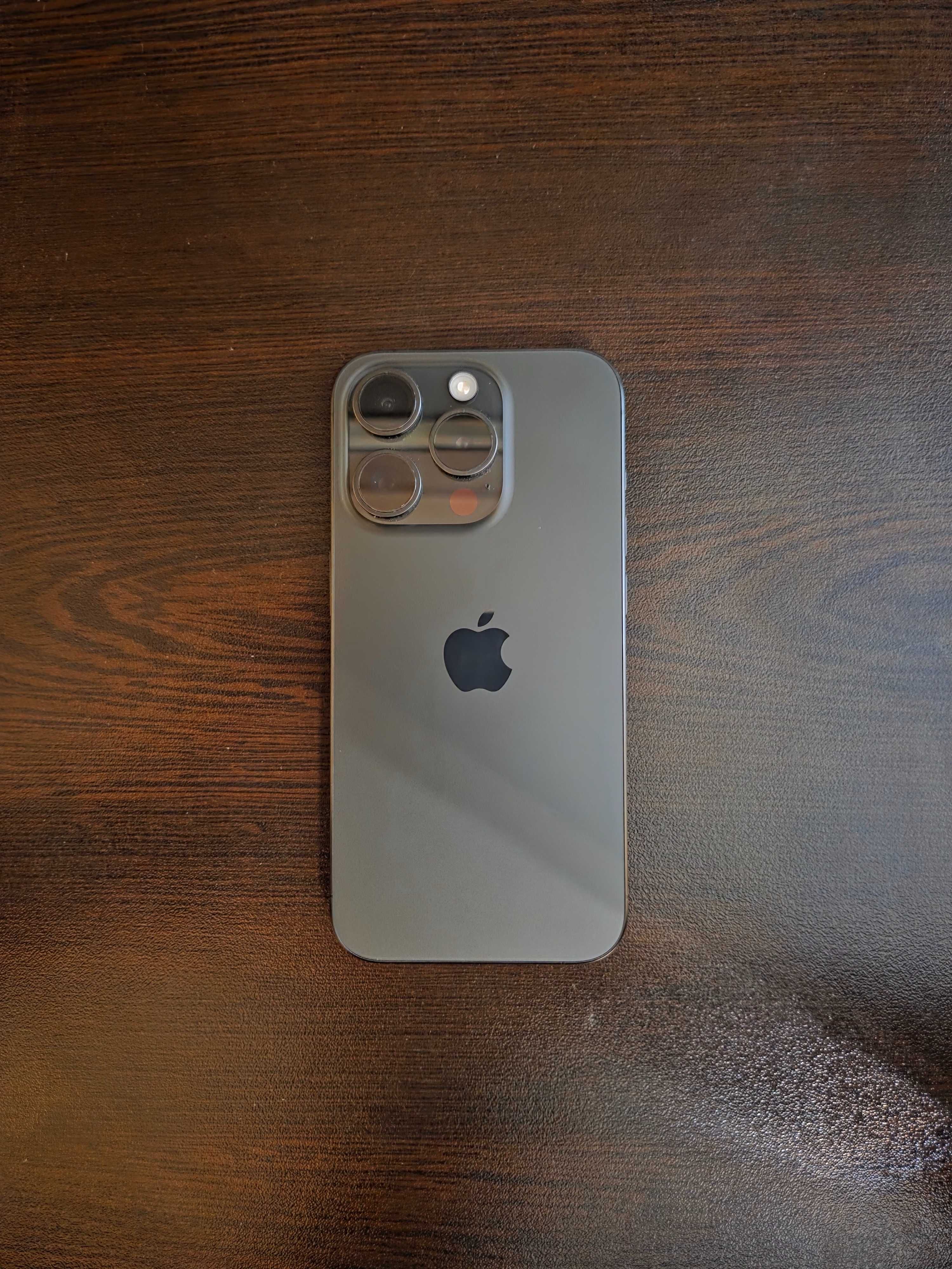 iPhone 15 Pro, 512GB, Titanium Black
