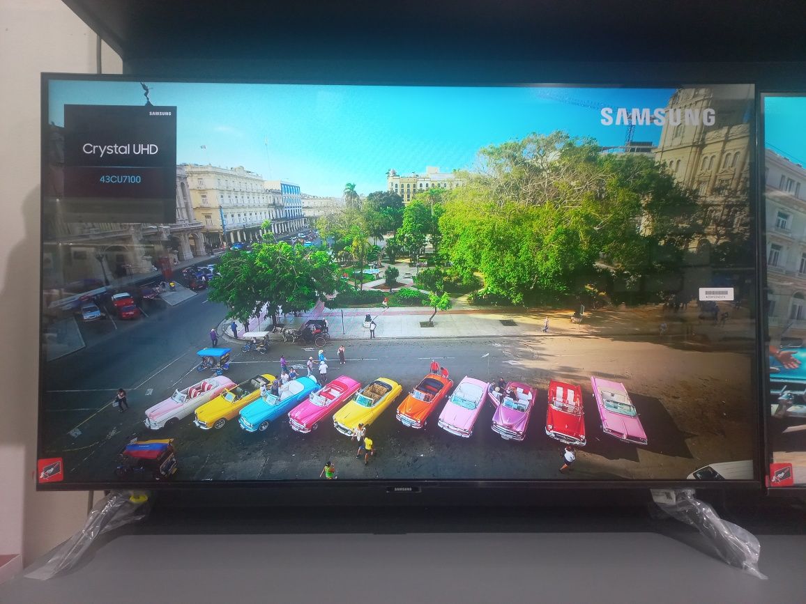 Телевизор Samsung 43CU7100 43" New 2023 Вьетнам