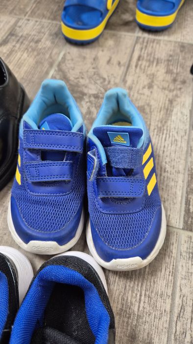 Адидас маратонки  и зимни ботуши 25 номер