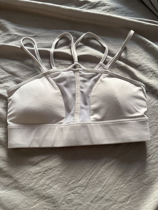 Спортни дрехи My Protein/ Oysho, Peach Pump и др.