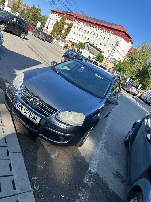 Se vinde ce se vede în poze