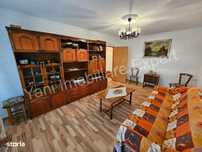 Apartament cu 3 camere de vânzare în Curtea de Argeș