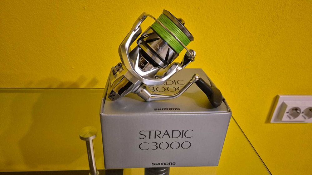 Mulineta Shimano Stradic FM C3000