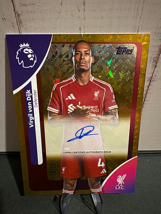 Topps / Футболни карти / Автографи / Relic