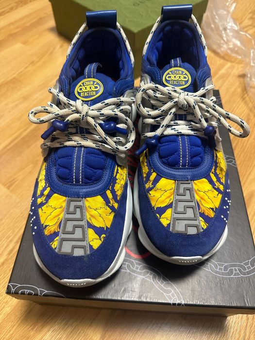 Adidasi chain reaction