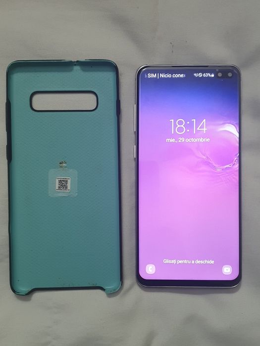 Samsung S10 Plus.