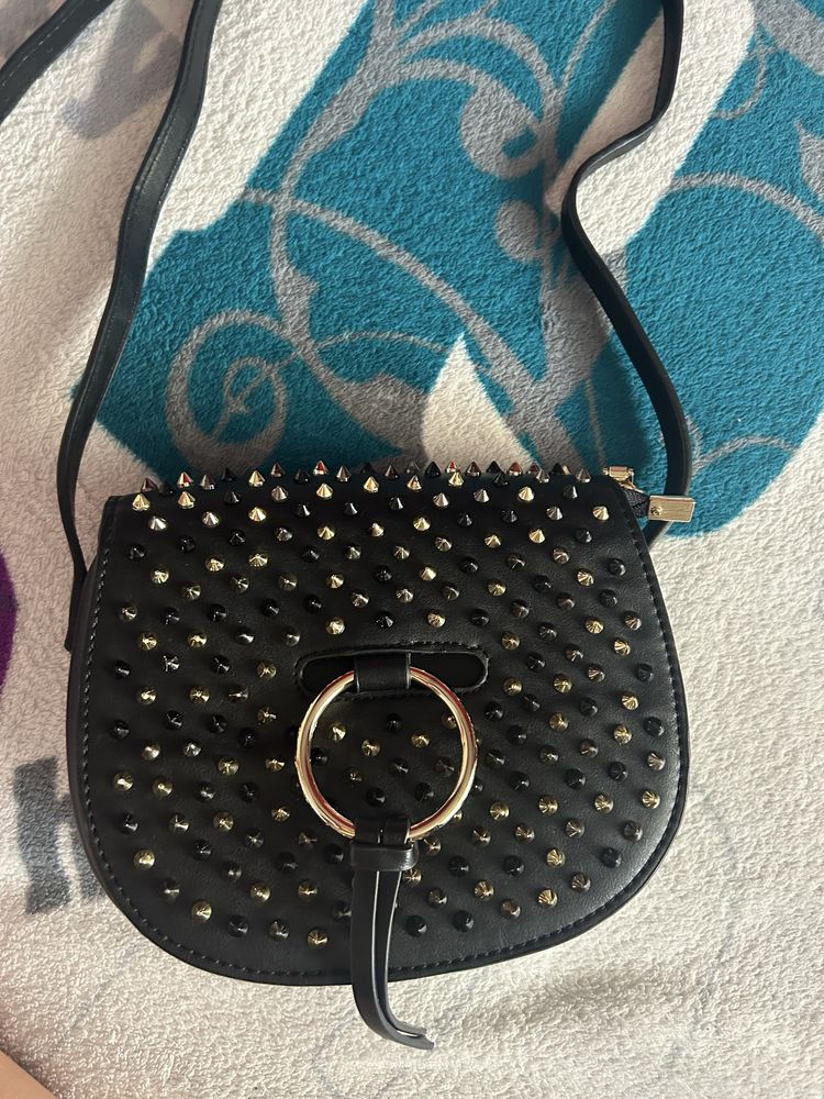Дамска черна чанта Valentino