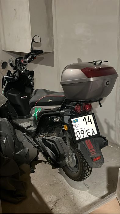 Мопед ( Скутер ) 49(150) sfmoto
