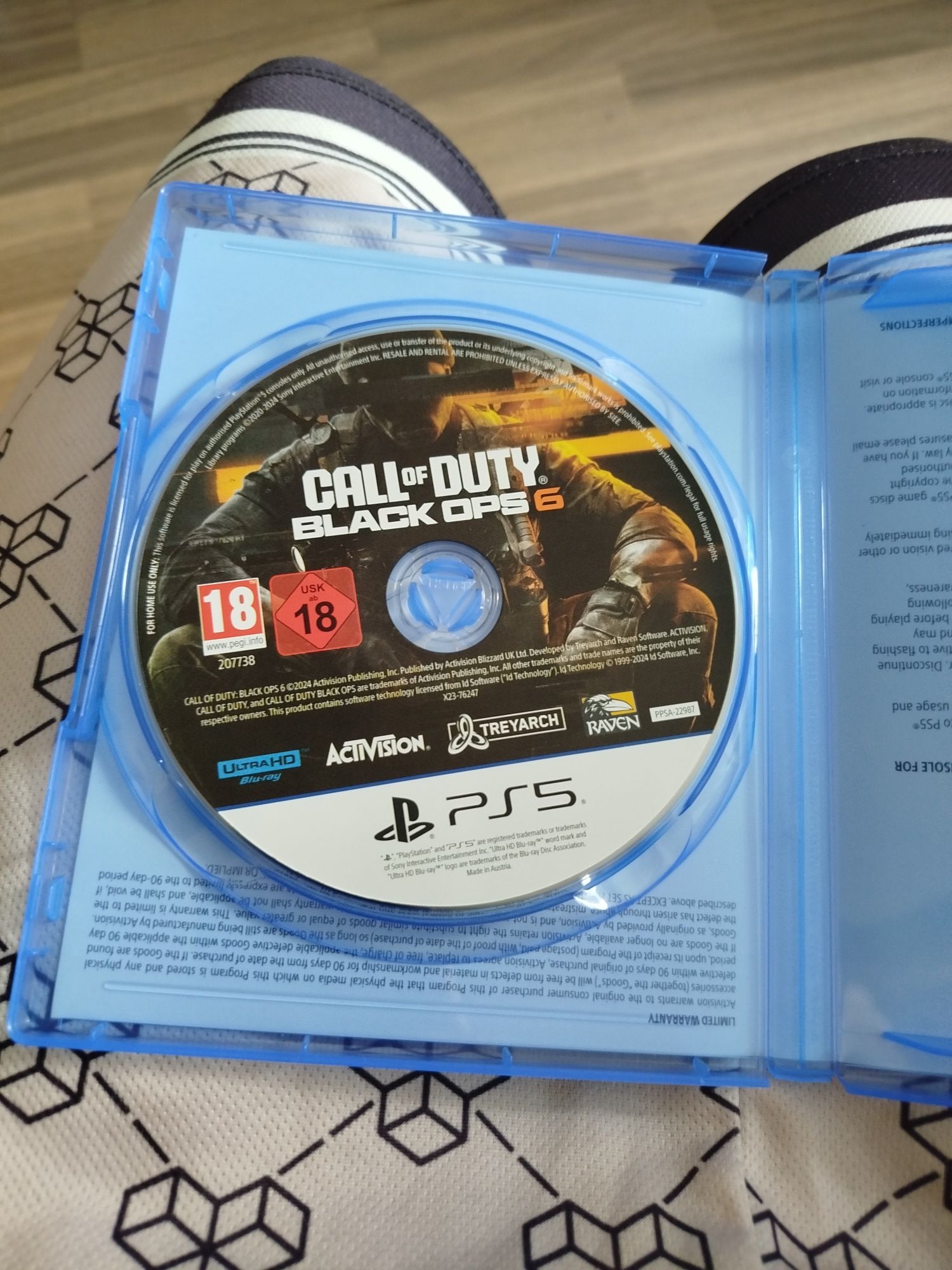 Vând joc Call of Duty black Ops 6 ps5