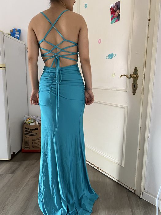 Vand rochie de seara ,noua nepurtata niciodta