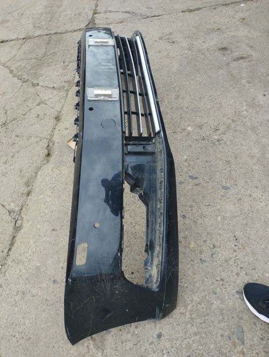 Предна броня за VW Passat b7 2010