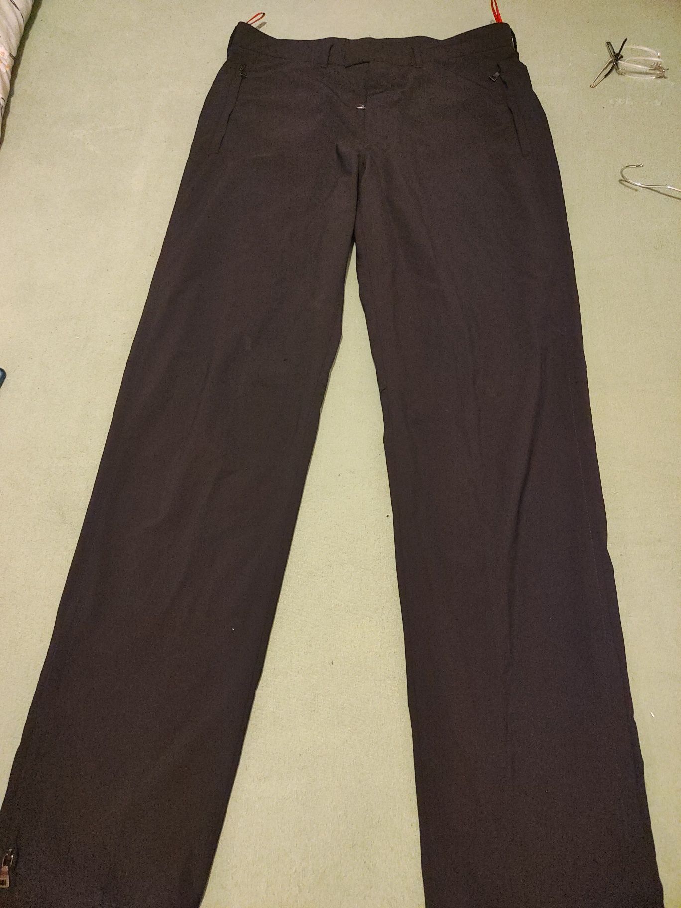 Pantaloni sport Prada originali M