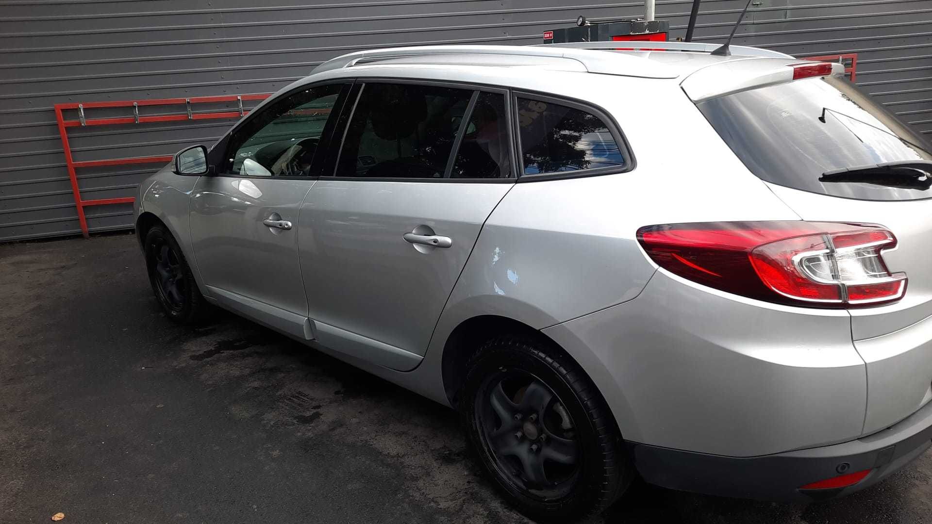 Renault Megane 3 Facelift Gri