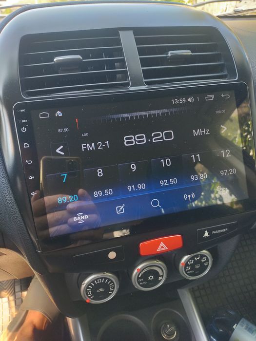 Vând Mitsubishi asx