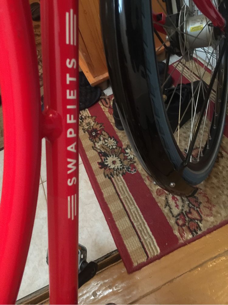 Велосипед колело 28 цола червен цвят много добро