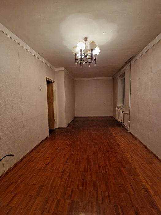 Своя. 2х комнатная 
Юунусабад 4-квартал 
Ориентир: Биллур ресторан