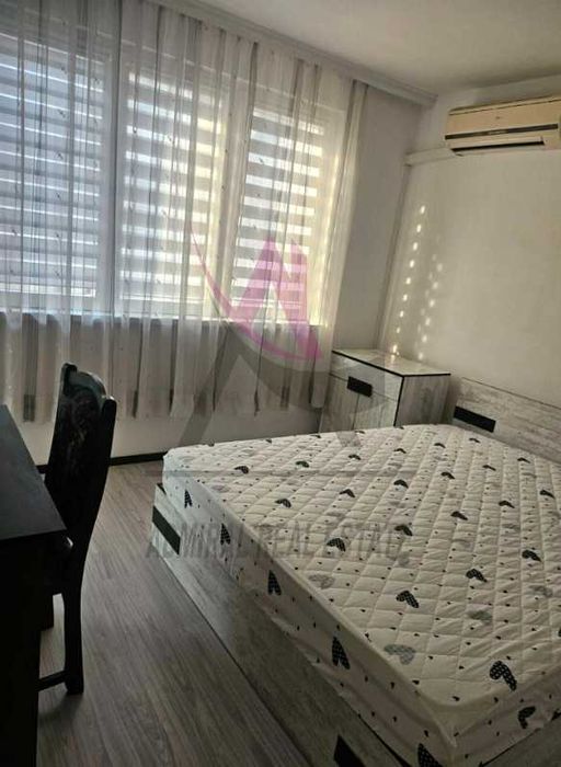 Дава се под наем Четиристаен апартамент в Варна, Лятно кино Тракия - 105 кв.м за 767 € - Снимка #3