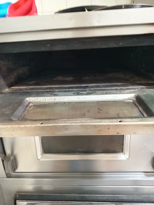 Cuptor pizza in stare buna 380v