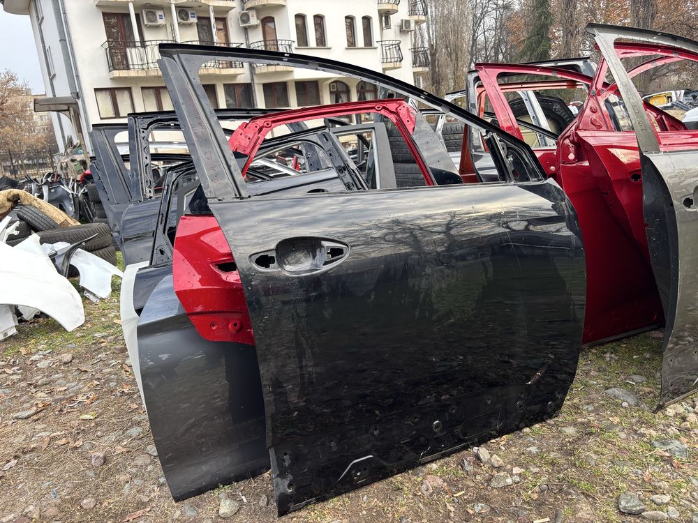Врата Пежо 3008/Peugeot 3008 2 Peugeot 5008