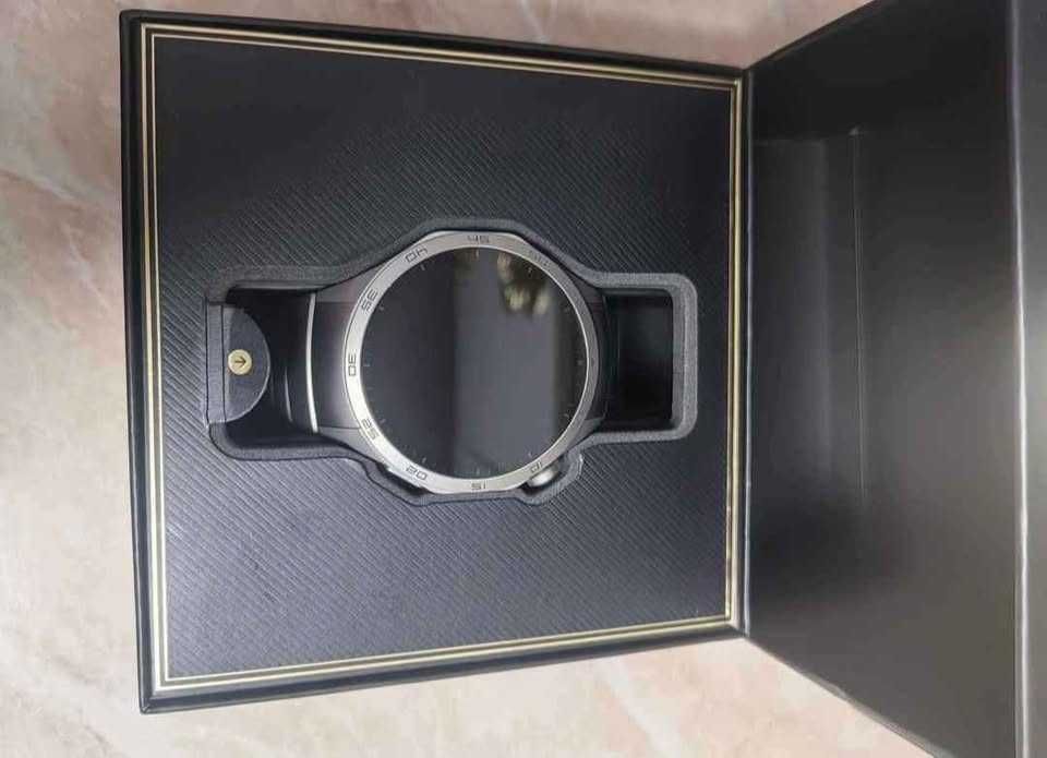 Huawei Watch GT4 Srainless Steel Чисто нов + подаръци