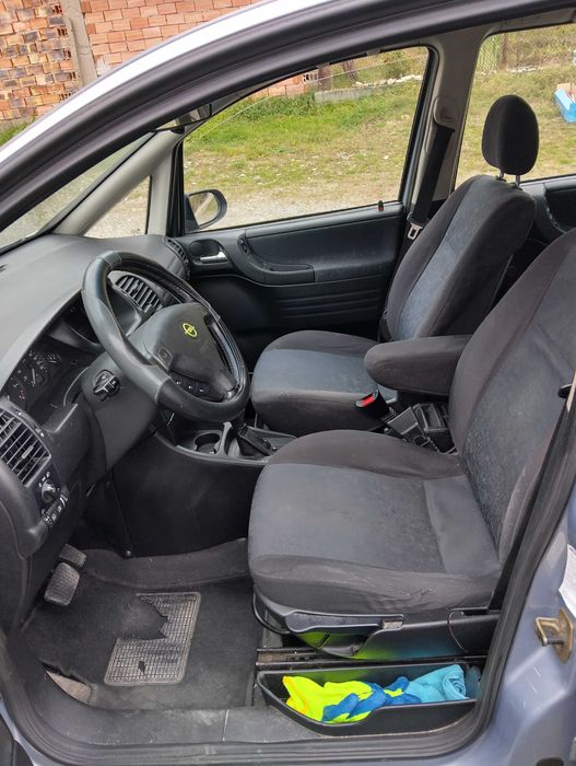 Opel Zafira 1.8i Automatic