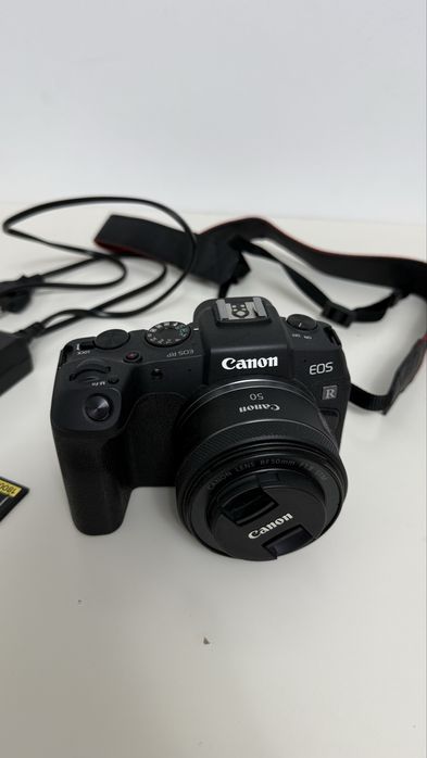 Canon EOS RP + Obiectiv Canon RF 50mm f/1.8 STM – stare excelentă