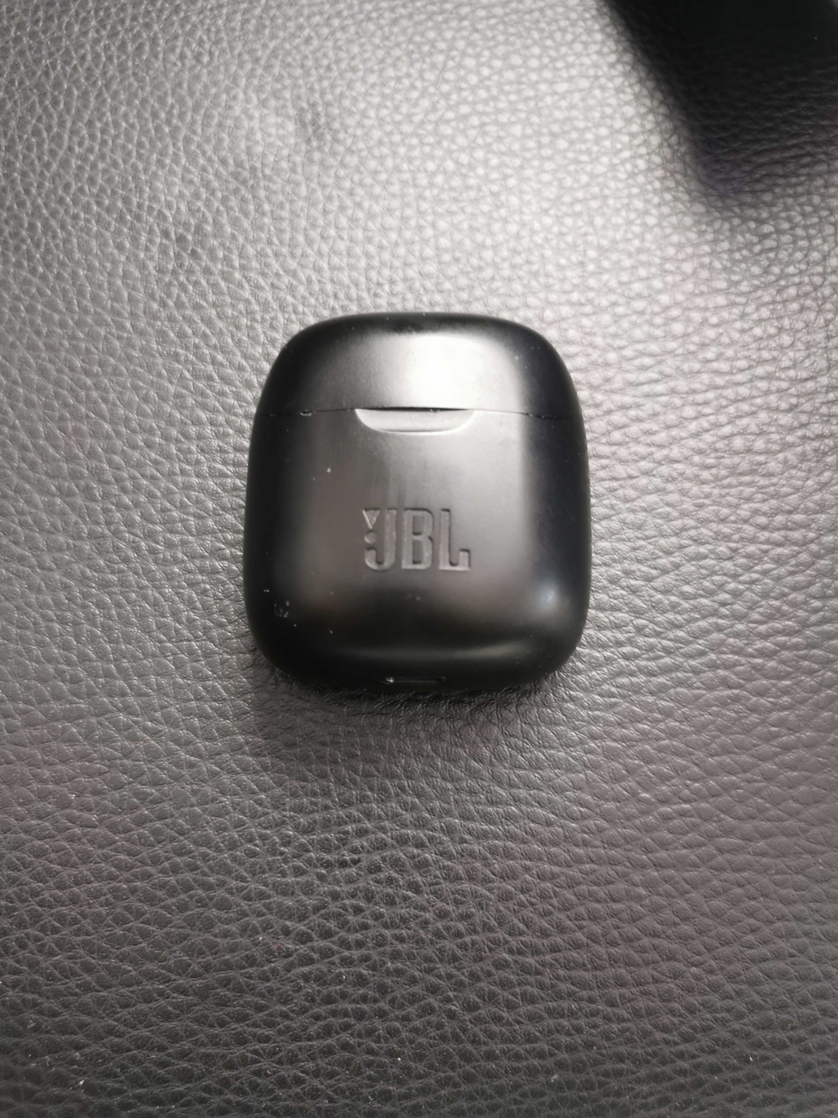 Слушалки JBL tune220 tws