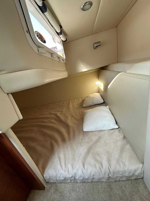 Ambarcatiune BAYLINER 245/255 SB an fabricatie 2009