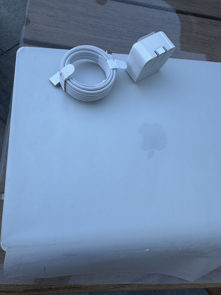 Macbook Air 15  M4  16gb 512gb