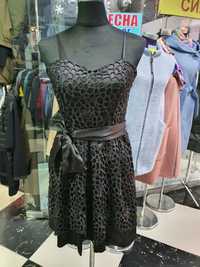 Продам итальянское платье!Размер 42-44,стоимость 12000.Новое.