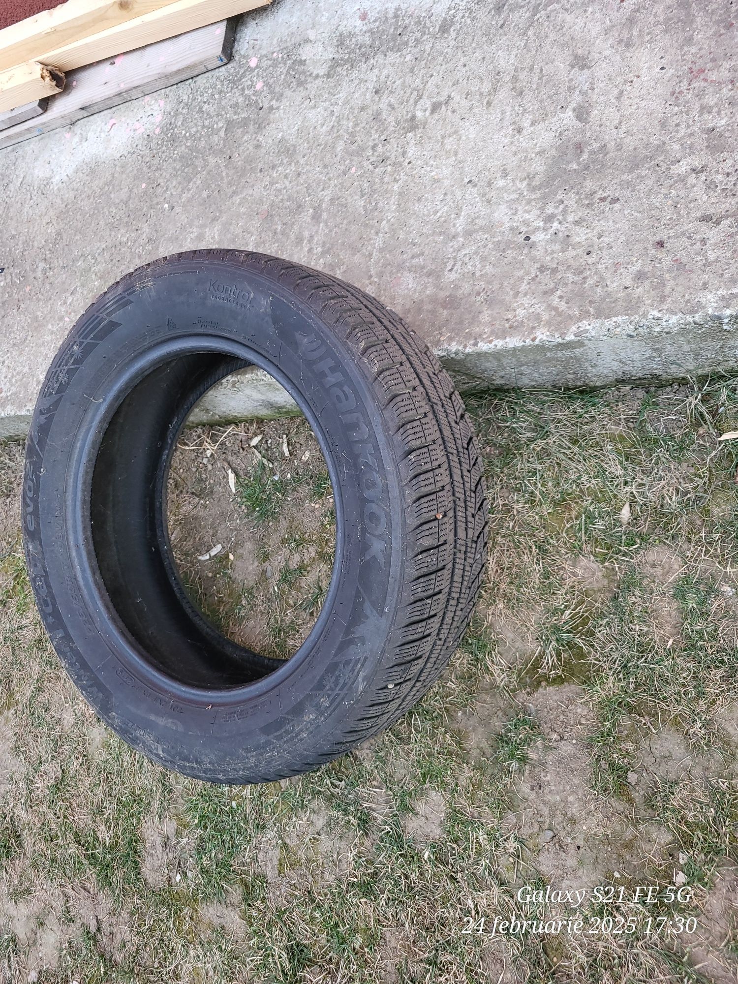 Vand anvelope de iarna Hankook 225.60.17 4 buc