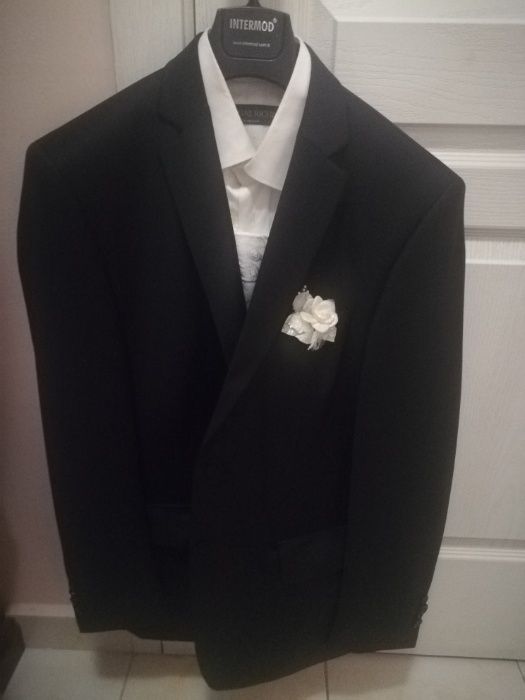 Праздничный мужской костюм