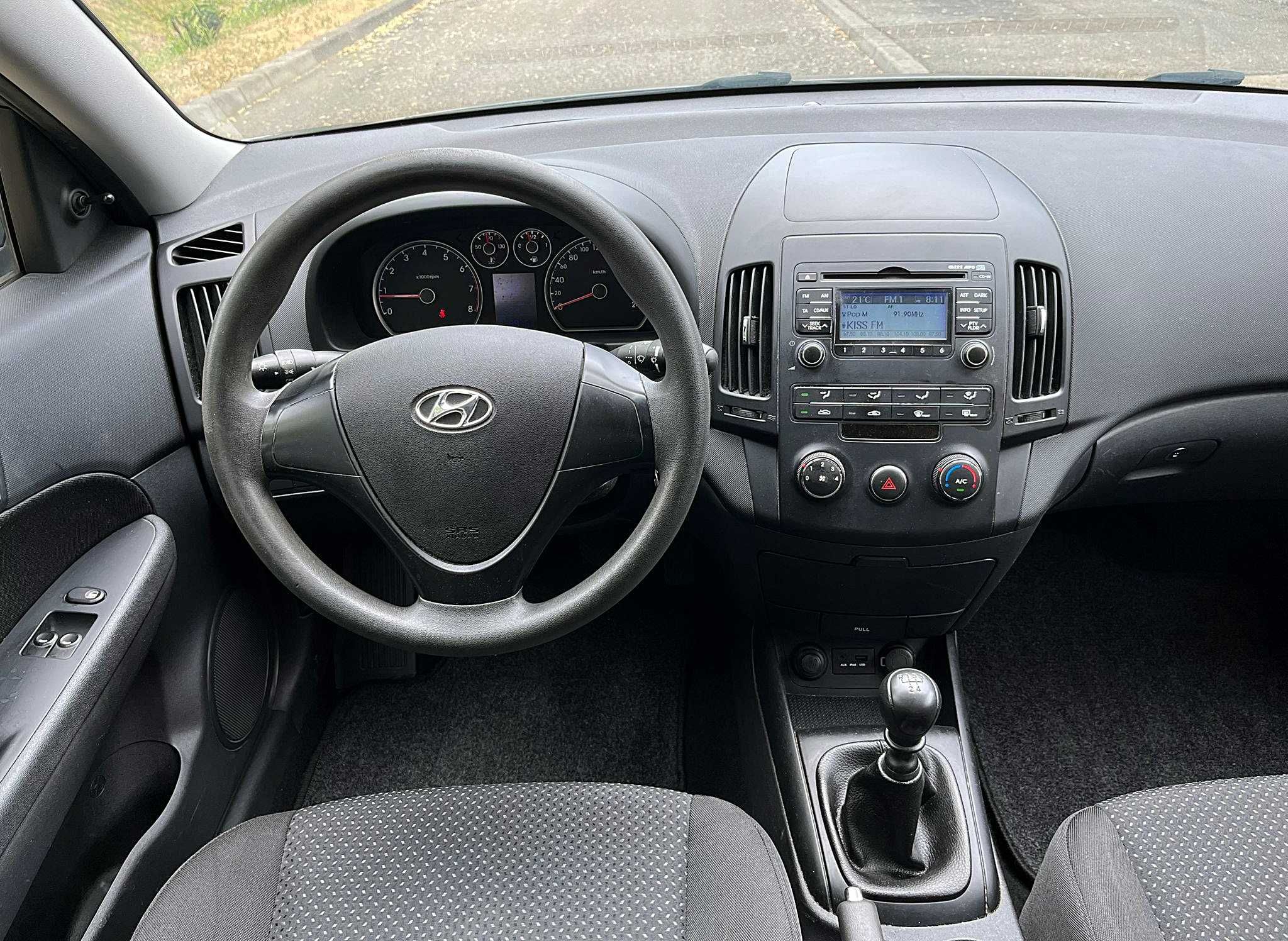 HYUNDAI i30 1.4 MPI Simplu 109 CP 04/2009 Adus acum, Clima functionala