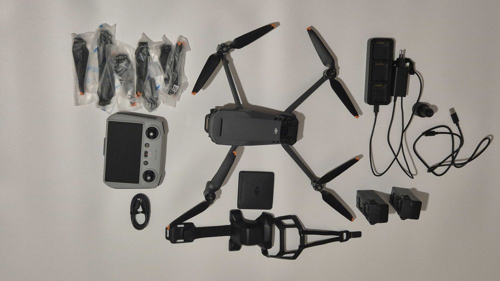 Dji mavic 3 clasic fly more combo