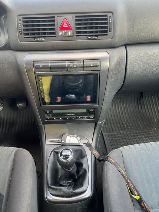 Vând Skoda Octavia 4x4 1.9 TDI – Recondiționată complet