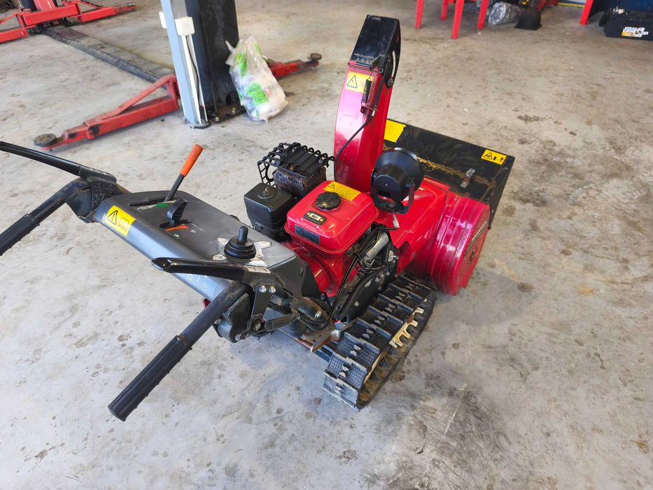 Самоходен Снегорин Hodna HS 624 фреза