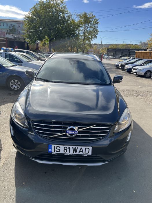 Volvo XC60 2016 • Automat • Momentum • Distribuție făcută • Piele