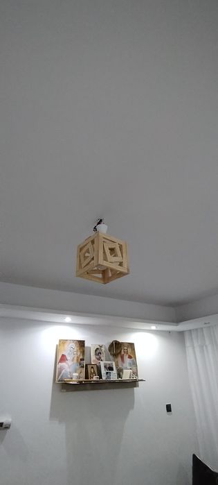 Lustre(suspensii)rustice lucrate manual cu lemn imbinat sau antichizat