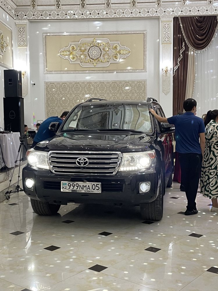 Прокат LC200 двухсотка