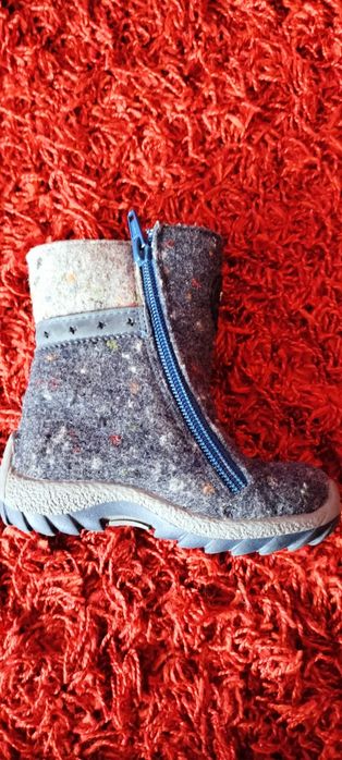 Продам валеночки Котофей 23 размер