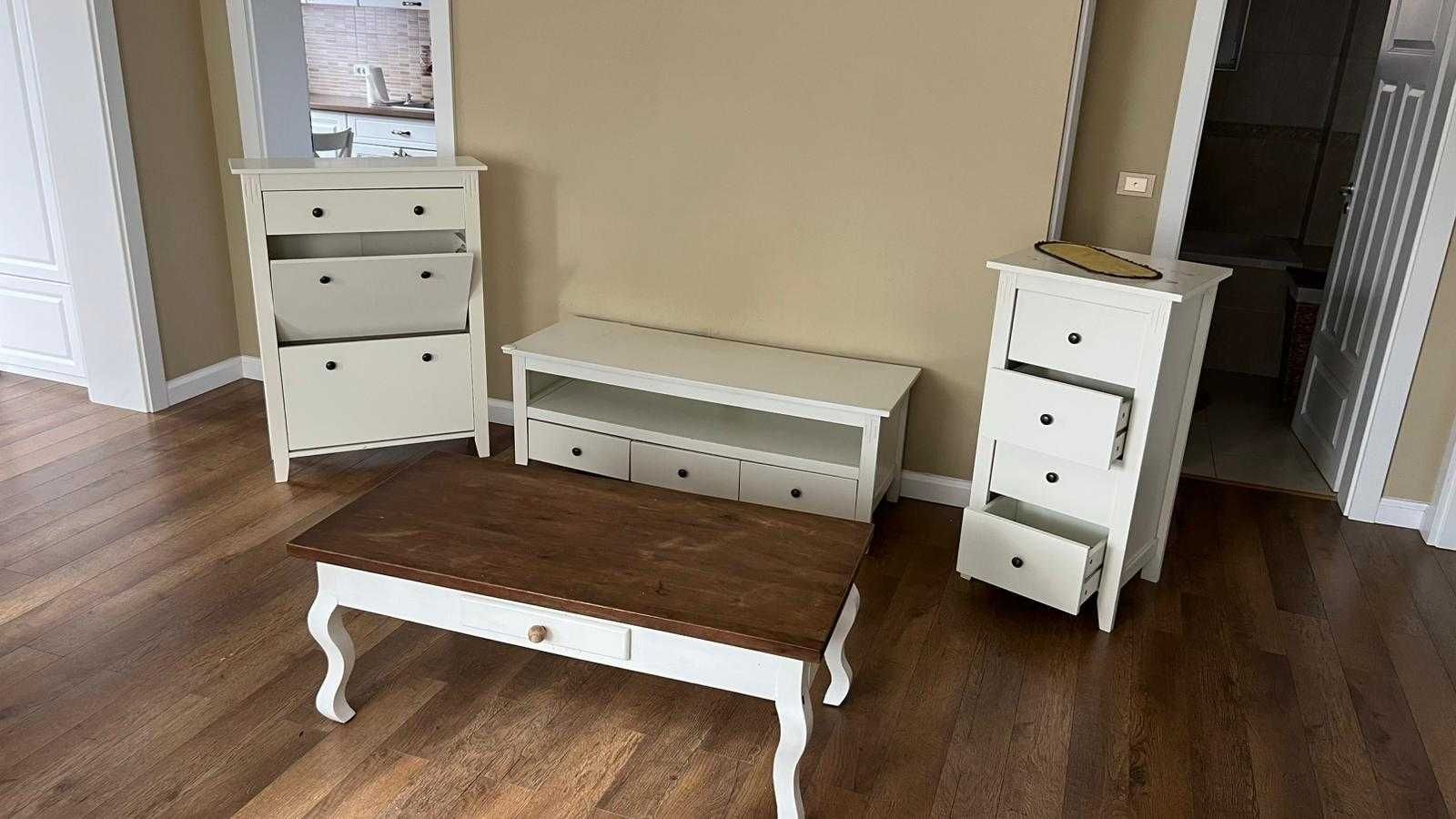 Vand mobila IKEA living putin folosita